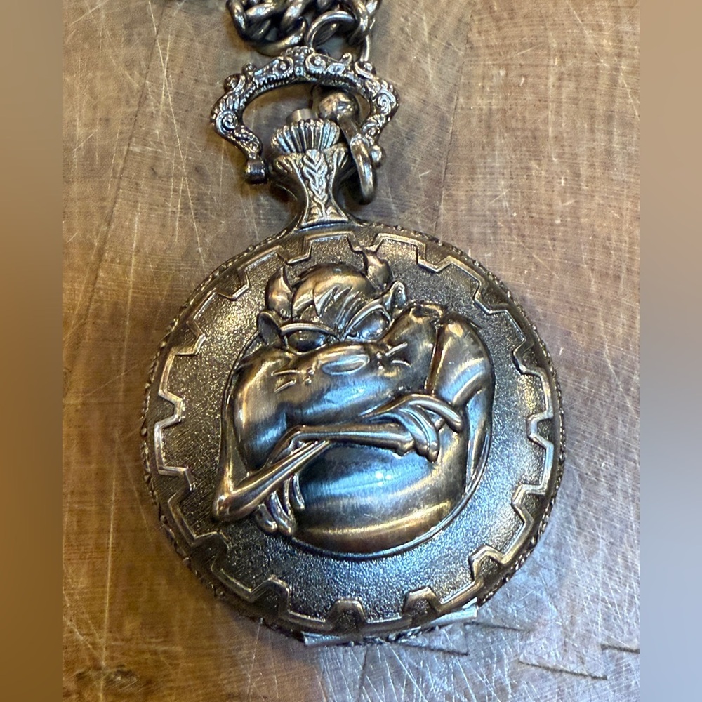 ACME Vintage Looney Toons Pocket Watch with Chain “Taz” Tasmanian Devil 1997